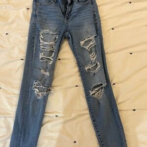 American Eagle Outfitters Light Blue Distressed Skinny Jeans